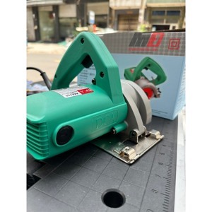 Máy cắt đá DCA AZE110 - 1200W