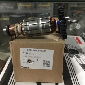 Máy cắt đá Maktec MT412