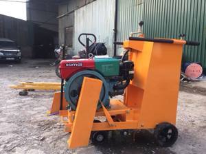 Máy cắt đường  lắp động cơ dầu D8