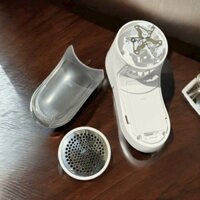 Máy cắt lông xù cầm tay dùng pin AA
