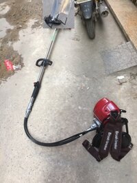 Máy cắt lúa cần cong GX35