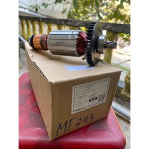 Máy cắt sắt Maktec MT243, 2000W