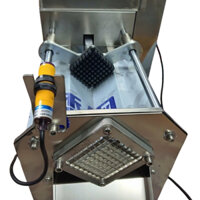 Máy cắt sợi vuông từ khoai tây, khoai lang, cà rốt, su hào, với năng suất dao động từ 300 đến 500kg/h