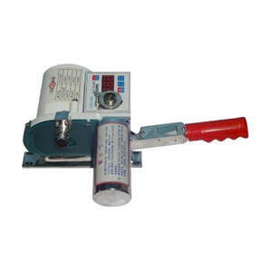 Máy cắt vải đầu bàn Longwei B11