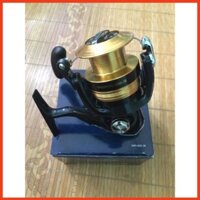 Máy câu cá DAIWA 4000 2b máy cực khoẻ quay mượt . giá rẻ ( giá siêu khuyến mại )