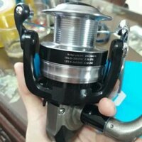 Máy câu daiwa 4000