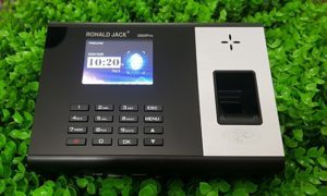 Máy chấm công Ronald jack 3800Pro