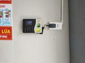 Máy chấm công vân tay thẻ từ Ronald Jack 3000 Pro