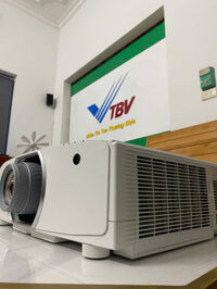 Máy chiếu Nec PA803U Like New