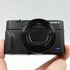 Máy chụp ảnh KTS Cyber-shot DSC - RX100M4 (DSC-RX100 IV)