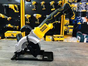Máy cưa Dewalt DCS571N-KR