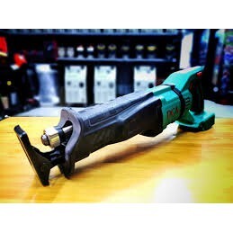 Máy cưa kiếm dùng pin DCA ADJF28