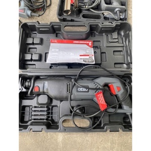 Máy cưa kiếm Ozito RSW-5200