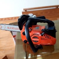 Máy cưa xích kamastsu KM 2500 máy cưa xích cầm tay nhỏ gọn dễ sử dụng phù hợp cho mọi gia đình