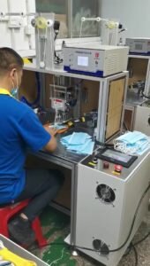 Máy Dập Quai Khẩu Trang