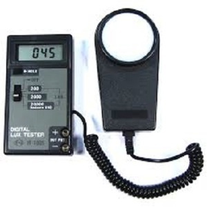 Máy đo cường độ ánh sáng Tenmars YF-1065