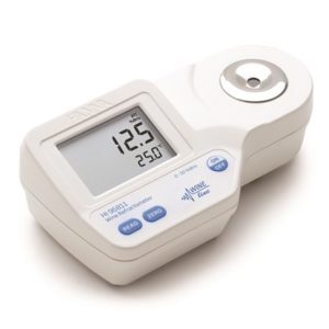 Máy đo độ ngọt Hanna HI96811