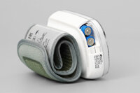 Máy đo huyết áp cổ tay Beurer BC44