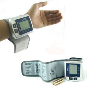 Máy đo huyết áp cổ tay Laica MD6132 (MD-6132)