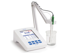 Máy đo PH/ORP/ISE/Nhiệt độ để bàn Hanna HI5222-02