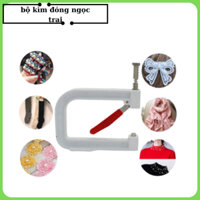 Máy (dụng cụ) đính hạt ngọc trai lên vải bằng tay