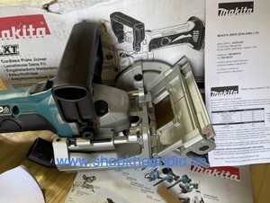 Máy ghép mộng gỗ dùng pin 18V Makita DPJ180Z