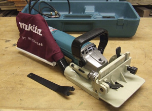 Máy ghép mộng Makita 3901