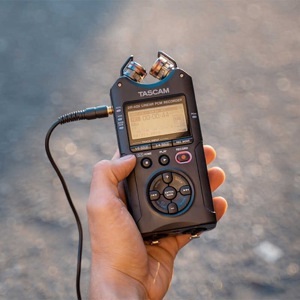 Máy ghi âm Tascam DR-40X