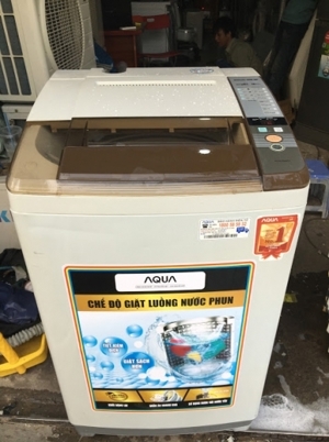 Máy giặt Aqua 9 kg AQW-S90ZT