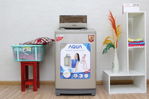 Máy giặt Aqua 9 kg AQW-U90ZT