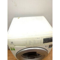 máy giặt electrolux 7.5kg vẫn mới, chưa 1 lần sửa chữa, máy chạy rất tốt, tặng kèm chân đế