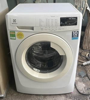 Máy giặt Electrolux 7.5 kg EWF85743
