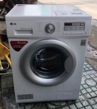 Máy giặt LG inverter 7 kg WD-10600 mới 95%