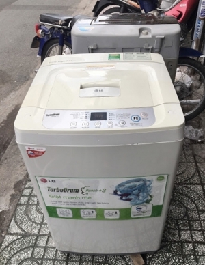 Máy giặt LG 7.4 kg WF-C7417B