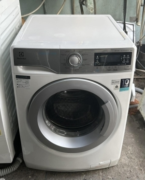 Máy giặt Electrolux Inverter 9 kg EWF12933