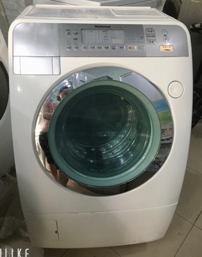 Máy giặt National 9 kg NA-VR1100