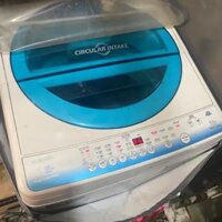 Máy giặt Toshiba 8.2kg cửa trên màu trắng có màn hình LED
