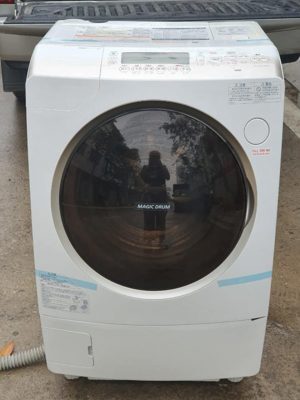 Máy giặt Toshiba Inverter 9kg TW-Z96V2