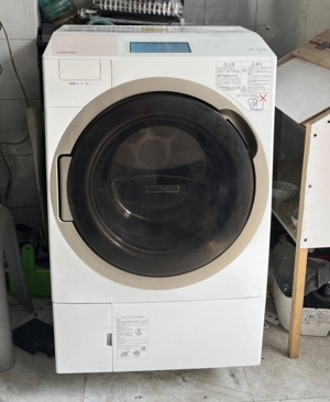 Máy giặt Toshiba lồng ngang 12 kg TW-127X7L