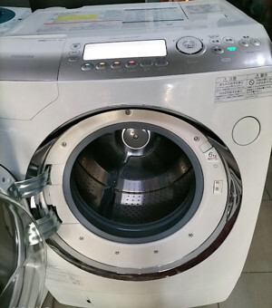 Máy giặt Toshiba lồng ngang 9 kg TW-Z96V1L
