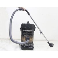 Máy hút bụi Panasonic MC-YL635TN46