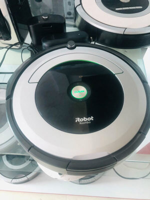 Máy hút bụi tự động iRobot Roomba 690