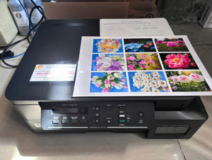 Máy in phun màu đa năng Brother DCP-T520W