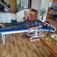 Máy kéo giãn cột sống lưng cổ bằng điện YP 2009K1
