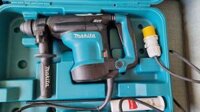 MÁY KHOAN ĐA NĂNG 32MM 850W MAKITA HR3210C - HÀNG CHÍNH HÃNG