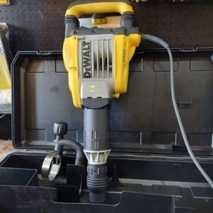 Máy khoan Dewalt D25901K