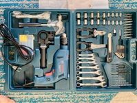 MÁY KHOAN ĐỘNG LỰC 550W 13MM BOSCH GSB 550 BỘ SET VALY 122 MÓN PHỤ KIỆN XL - HÀNG CHÍNH HÃNG