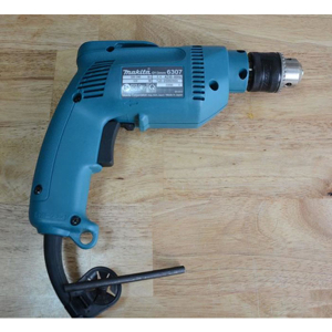 Máy khoan Makita 6307