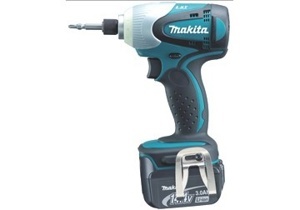 Máy khoan pin Makita BTD130RFE