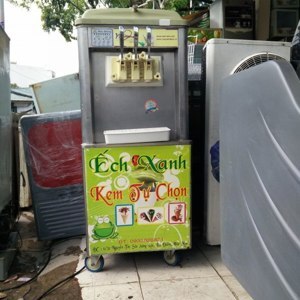 Máy làm kem tươi Jingling BQ336